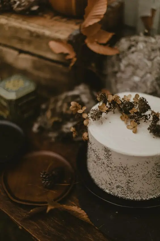 Free-Spirited Elegance: The Rise of Boho Chic Wedding Trends