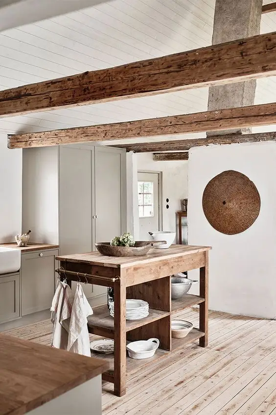 Design Your Dream Farmhouse Kitchen: Tips and Inspiration