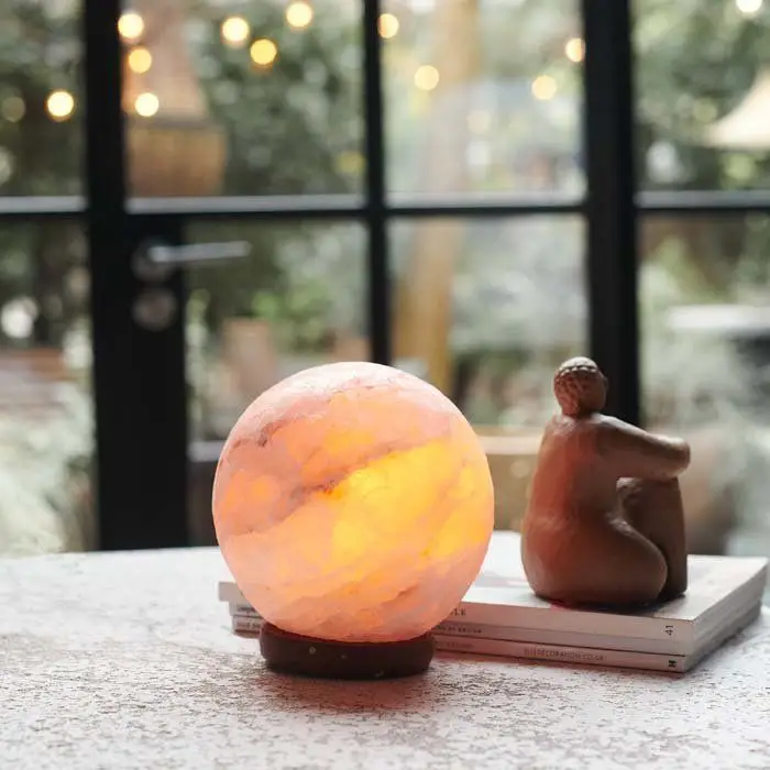 10 Wellness Benefits of Himalayan Salt Lamps
